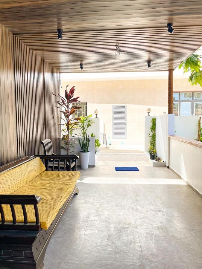 Fatims Beach House Maafushi Esterno foto