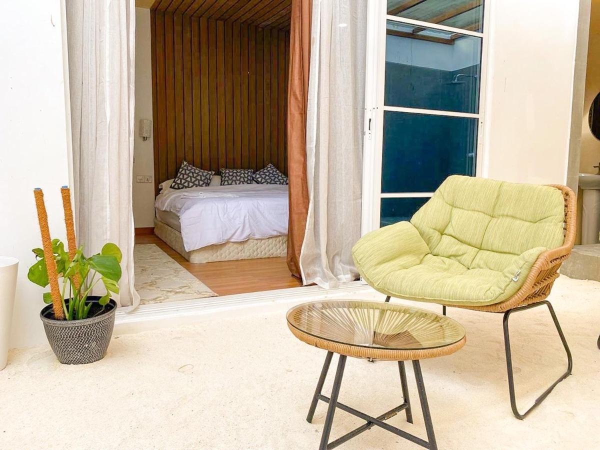 Fatims Beach House Maafushi Esterno foto