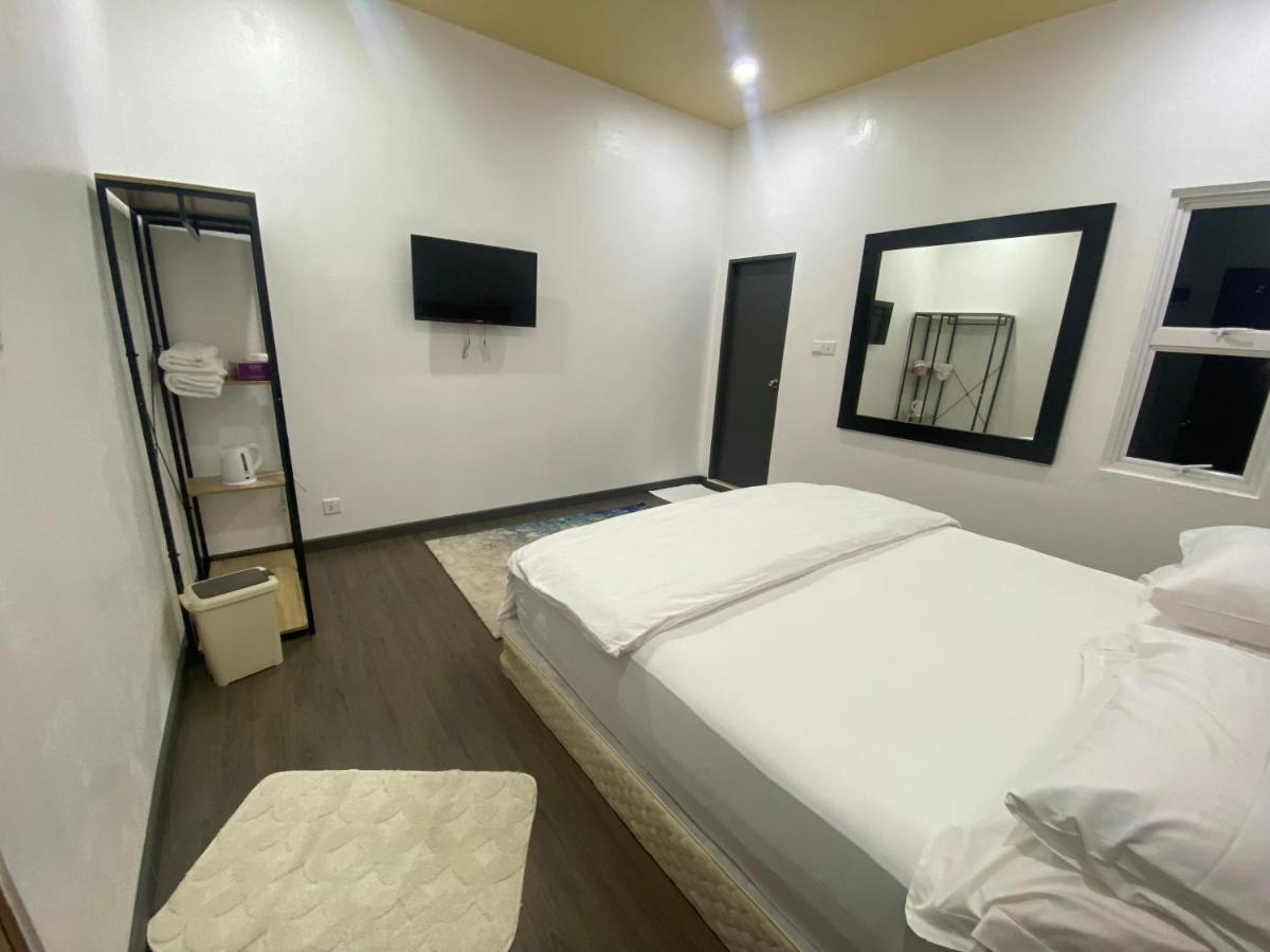 Fatims Beach House Maafushi Esterno foto