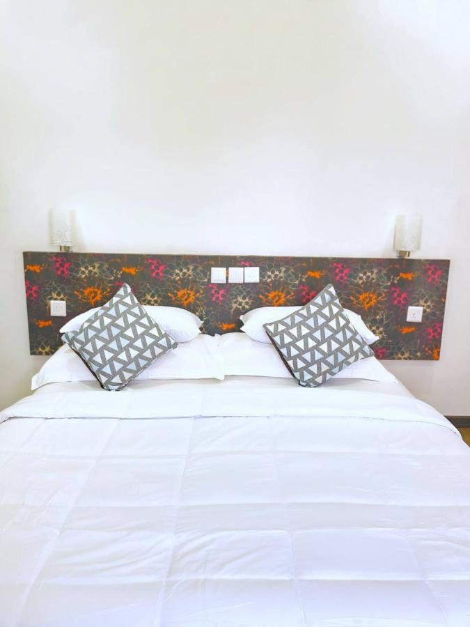 Fatims Beach House Maafushi Esterno foto