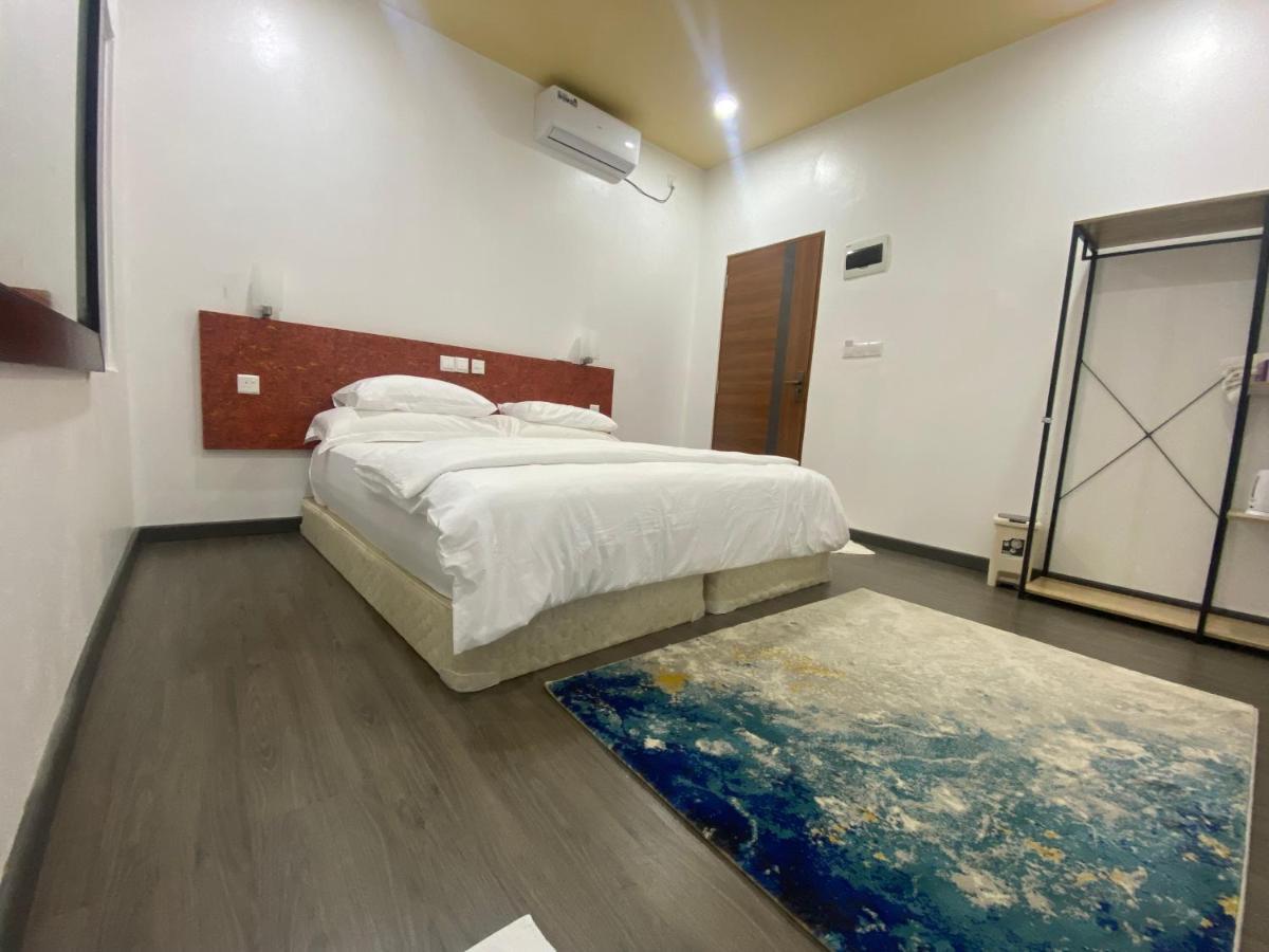 Fatims Beach House Maafushi Esterno foto